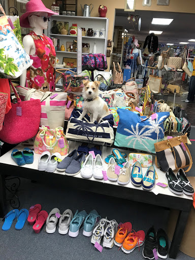 Thrift Store «Hope Chest Thrift Store», reviews and photos, 1215 8th Ave W, Bradenton, FL 34205, USA