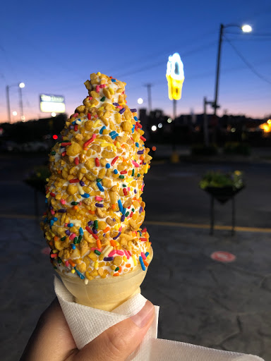 Ice Cream Shop «Dairy Zone», reviews and photos, 2219 E University Ave, Des Moines, IA 50317, USA