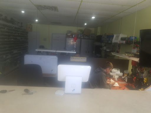 Locksmith «PAYLESS CAR KEYS», reviews and photos, 2035 Victory Blvd, Staten Island, NY 10314, USA