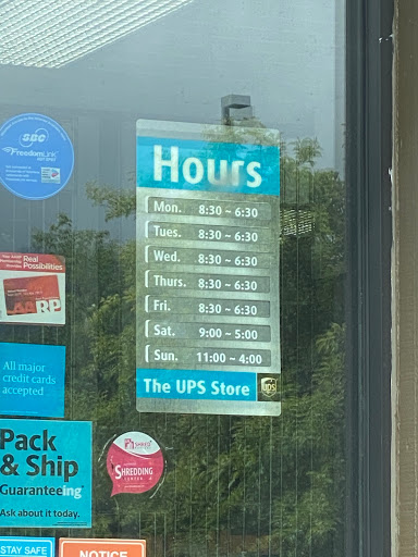 Shipping and Mailing Service «The UPS Store», reviews and photos, 700 NW Gilman Blvd E103, Issaquah, WA 98027, USA