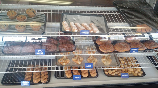 Donut Shop «Good Things Donuts», reviews and photos, 625 Eglin Pkwy NE, Fort Walton Beach, FL 32547, USA