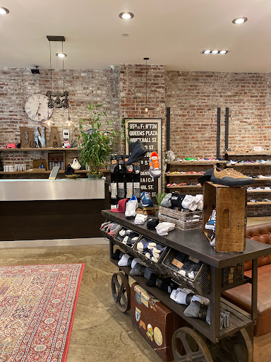 Shoe Store «DNA Footwear Williamsburg», reviews and photos, 133 N 7th St, Brooklyn, NY 11249, USA