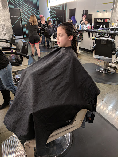 Hair Salon «Birds Barbershop», reviews and photos, 5000 W Slaughter Ln, Austin, TX 78749, USA