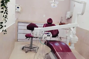 Dentista Smile Designers Ojo de Agua image