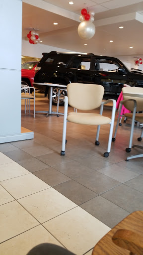 Toyota Dealer «Walker Toyota», reviews and photos, 8457 N Springboro Pike, Miamisburg, OH 45342, USA