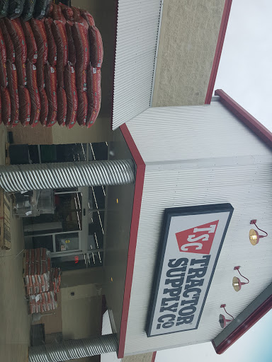 Home Improvement Store «Tractor Supply Co.», reviews and photos, 2680 US-80, Selma, AL 36701, USA