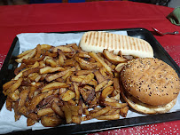 Plats et boissons du Restaurant Home Burger à Guengat - n°1