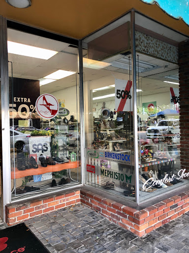 Shoe Store «SAS Shoes», reviews and photos, 44 Miracle Mile, Coral Gables, FL 33134, USA