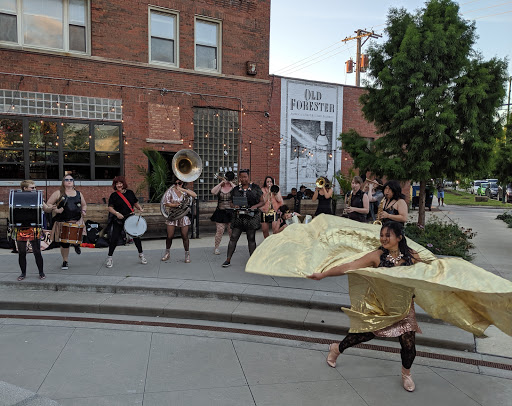 Bar «Crown Liquors», reviews and photos, 2821 N Milwaukee Ave, Chicago, IL 60618, USA