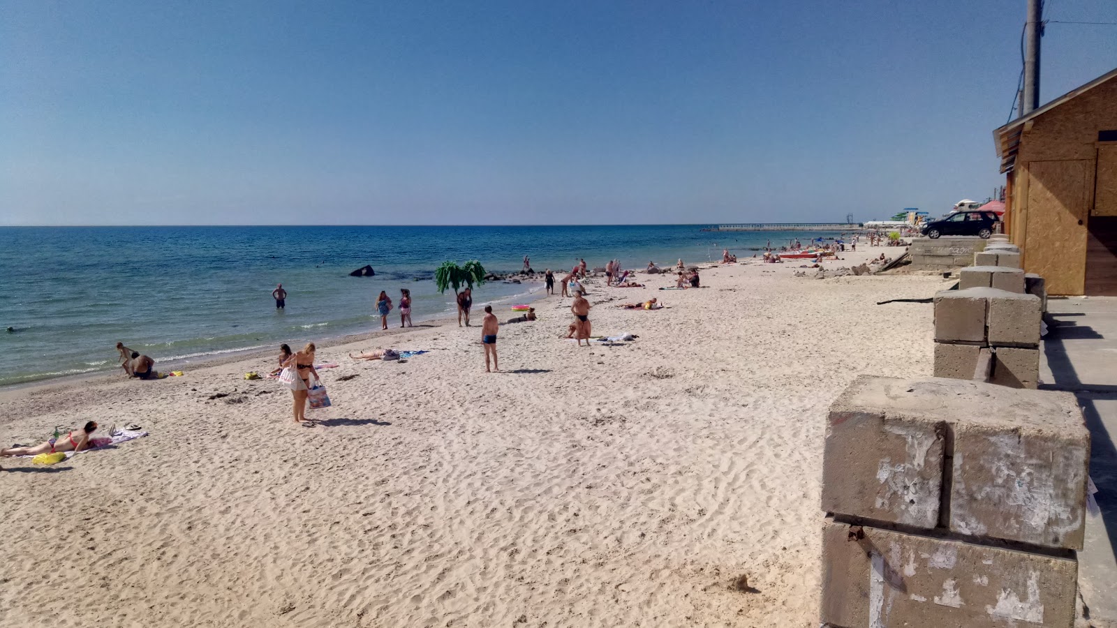 Foto von Zheleznyy Port mit beiger sand Oberfläche