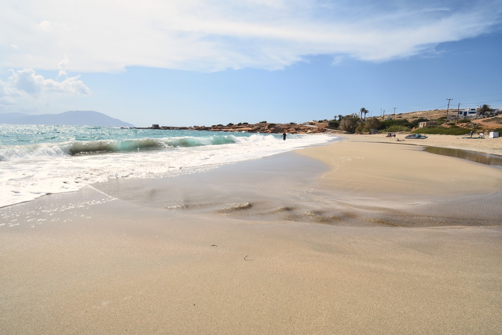 Foto de Agrilaopotamos beach con cala pequeña