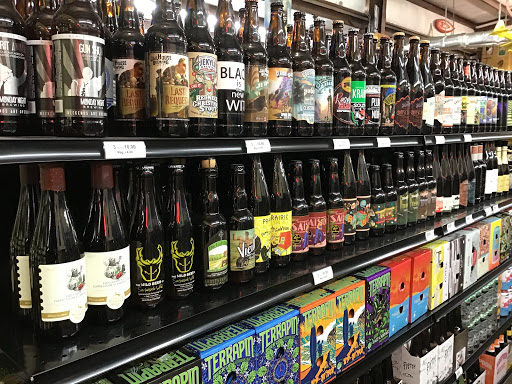 Liquor Store «The Barn Bottle Shop», reviews and photos, 25 Village Pkwy, Pendergrass, GA 30567, USA