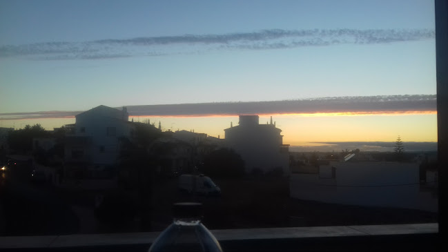 R. Campo da Bola 46, 8400-664 Parchal