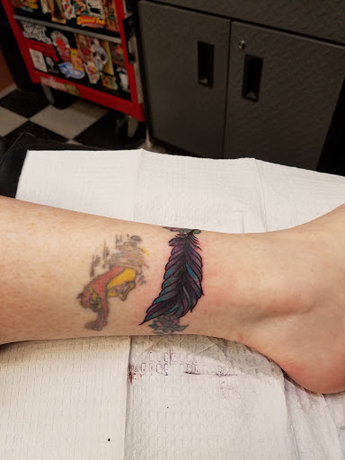 Tattoo Shop «Body Armor», reviews and photos, 3101 S Westnedge Ave, Kalamazoo, MI 49008, USA