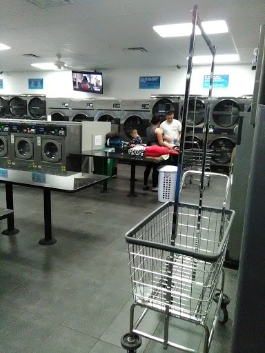 Laundry Service «Waters Express Laundry Center», reviews and photos, 4333 W Waters Ave, Tampa, FL 33614, USA