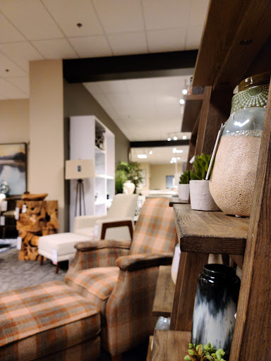 Furniture Store «La-Z-Boy Furniture Galleries», reviews and photos, 8324 Eager Rd, Brentwood, MO 63144, USA