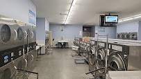 In N Out Laundromat - Photo 4 - Car repair in East Windsor, CT, Hartford