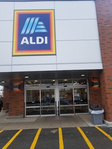 Supermarket «ALDI», reviews and photos, 6 Van Dyke Ave, New Brunswick, NJ 08901, USA