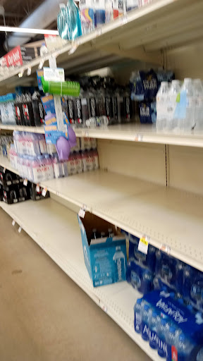 Grocery Store «Giant Food Stores», reviews and photos, 116 West Township Line Road, Havertown, PA 19083, USA