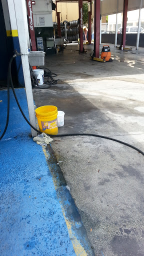 Auto Repair Shop «Japanese Auto Tech Inc», reviews and photos, 1650 SW 27th Ave, Miami, FL 33145, USA