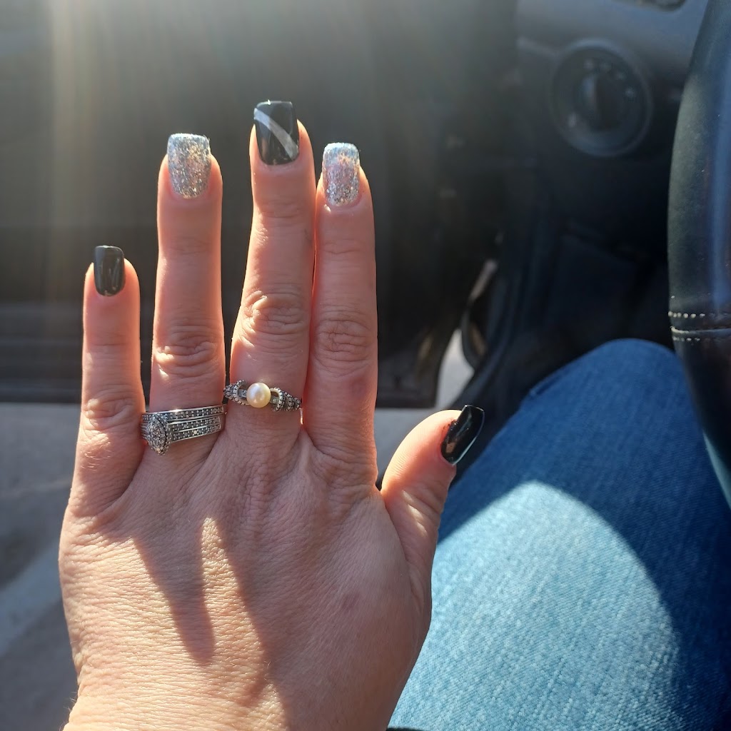 Luxury Nail & Spa 76528