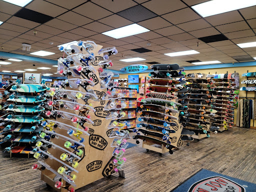 Clothing Store «Ron Jon Surf Shop», reviews and photos, 4151 N Atlantic Ave, Cocoa Beach, FL 32931, USA