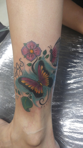 Tattoo Shop «Not Of This World Tattoo & Piercing», reviews and photos, 980 Main St, Stone Mountain, GA 30083, USA