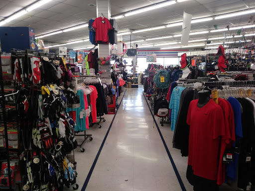 Sporting Goods Store «Big 5 Sporting Goods», reviews and photos, 3132 Stevens Creek Blvd, San Jose, CA 95117, USA