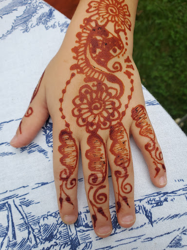 Beauty Salon «Deeba Beauty Salon», reviews and photos, 2752 W Devon Ave, Chicago, IL 60659, USA