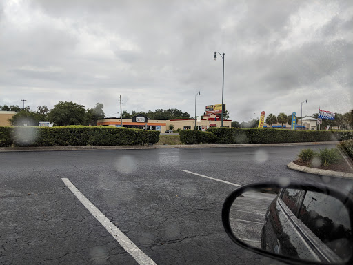 Shopping Mall «Lake Village Shopping MallKitchengaets», reviews and photos, 10601 US-441, Leesburg, FL 34788, USA