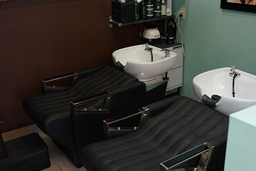 Hair Salon «Vincent Hair Salon», reviews and photos, 106 Westheimer Rd, Houston, TX 77006, USA