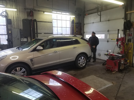 Used Car Dealer «Oakland Auto Sales», reviews and photos, 214 Tremont St, Taunton, MA 02780, USA