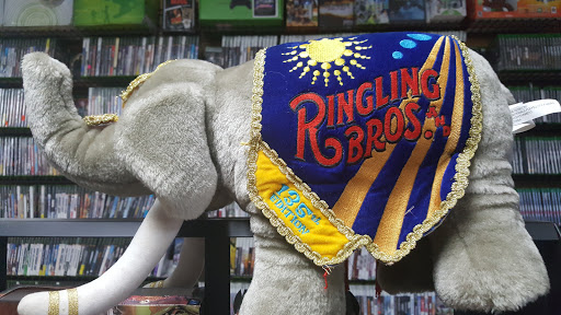 Video Game Store «M & J Video Games & Sports Collectibles», reviews and photos, 1049 Queen St, Southington, CT 06489, USA