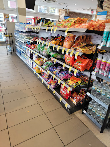 Convenience Store «Walgreens», reviews and photos, 801 7th St NW, Washington, DC 20001, USA