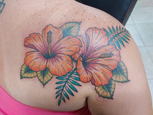 Tattoo Shop «Hold Fast Tattoo and Body Piercing», reviews and photos, 5153 S Ridgewood Ave, Port Orange, FL 32127, USA