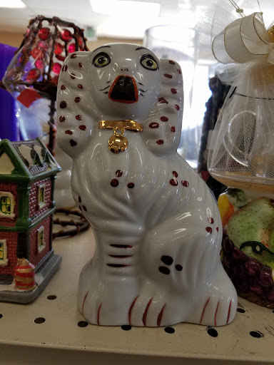 Thrift Store «Goodwill», reviews and photos, 26883 Bouquet Canyon Rd, Santa Clarita, CA 91350, USA