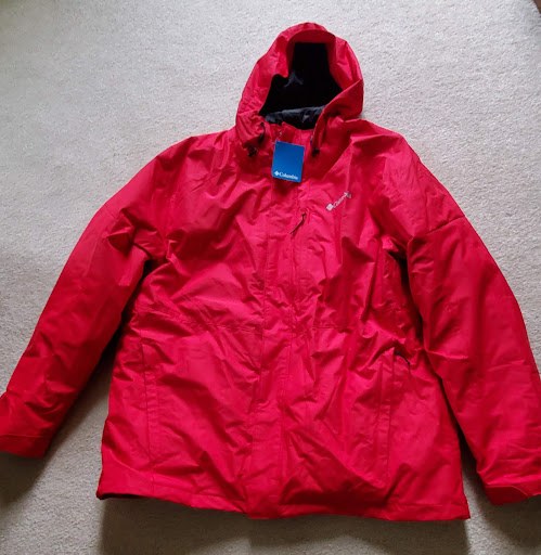 Sportswear Store «Columbia Sportswear Outlet Store at Cincinnati Premium Outlets», reviews and photos, 234 Premium Outlets Dr, Monroe, OH 45050, USA