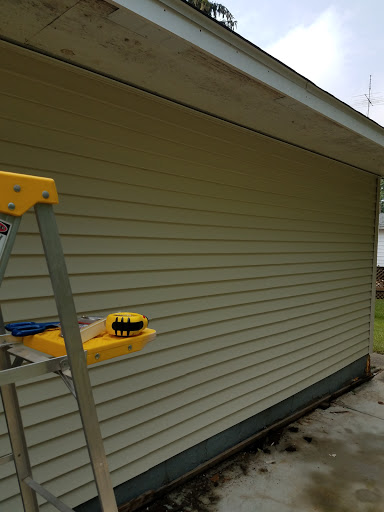 Roofing Contractor «Timbercrest Home Improvements», reviews and photos, 7043 Mancour Dr, Grand Blanc, MI 48439, USA