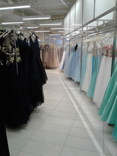 Dress Store «Camille La Vie», reviews and photos, 210 Glen Cove Road, Carle Place, NY 11514, USA