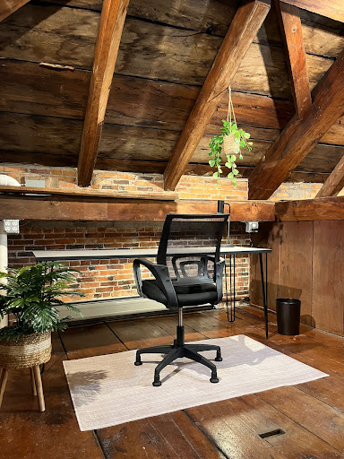 The Brick Store - Studio & Coworking