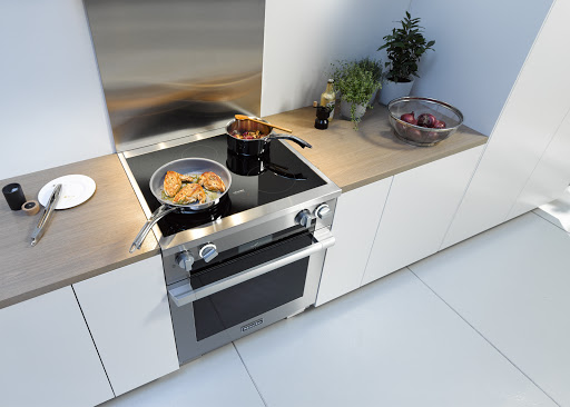 Universal Appliance and Kitchen Center image