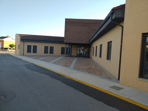 Consultorio Médico Quintanadueñas en Alfoz de Quintanadueñas, Burgos