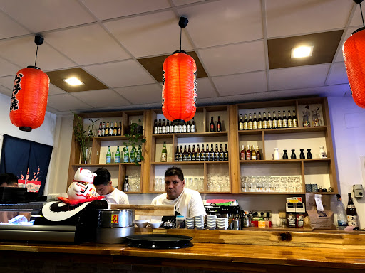 Información y opiniones sobre Restaurante asiático "Totoro Sushi" de Toledo