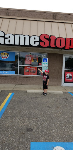 Video Game Store «GameStop», reviews and photos, 400 Bluebell Dr NW, New Philadelphia, OH 44663, USA