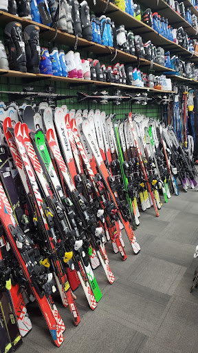 Sporting Goods Store «Play It Again Sports», reviews and photos, 5600 95th St, Oak Lawn, IL 60453, USA