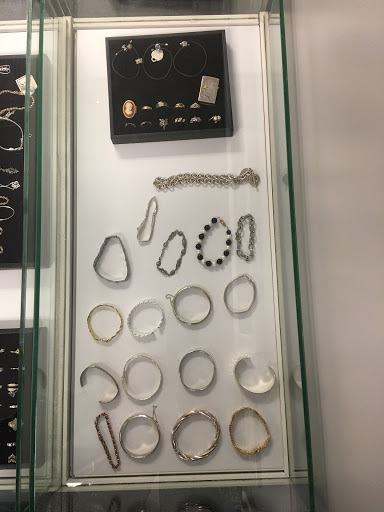 Pawn Shop «Pawn It», reviews and photos, 1060 Harlem Rd, Cheektowaga, NY 14227, USA