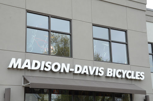 Bicycle Store «Madison & Davis Bicycle Shop», reviews and photos, 912 S 8th St, Quincy, IL 62301, USA