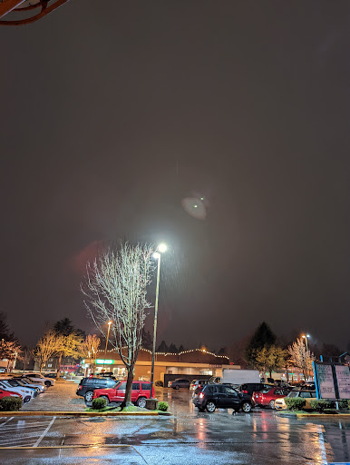 Movie Theater «AMC Loews Oak Tree 6», reviews and photos, 10006 Aurora Ave N, Seattle, WA 98133, USA