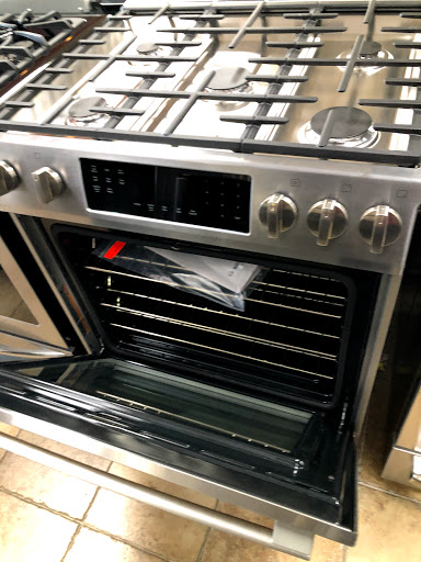 Appliance Store «Smithtown Appliance Co», reviews and photos, 25 E Main St, Smithtown, NY 11787, USA