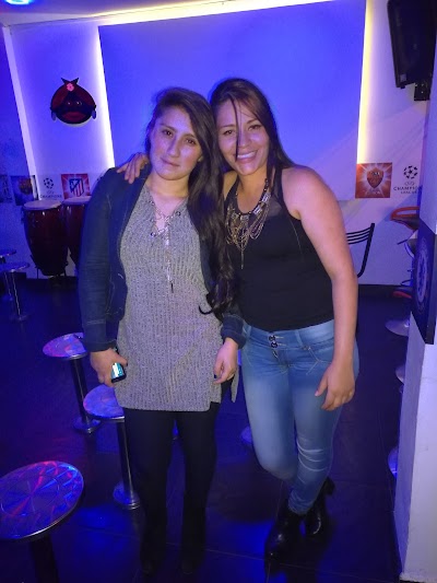 Photos of congas salsa club